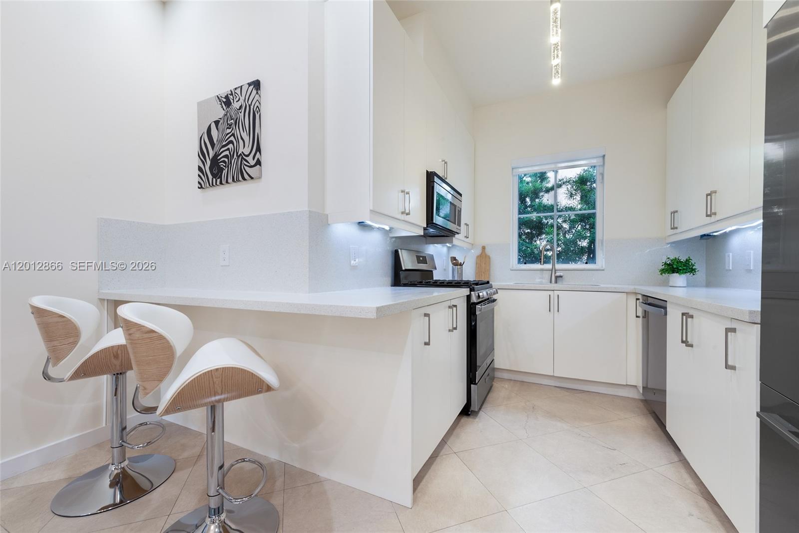 345 Madeira Ave #345 Coral Gables, FL 33134
