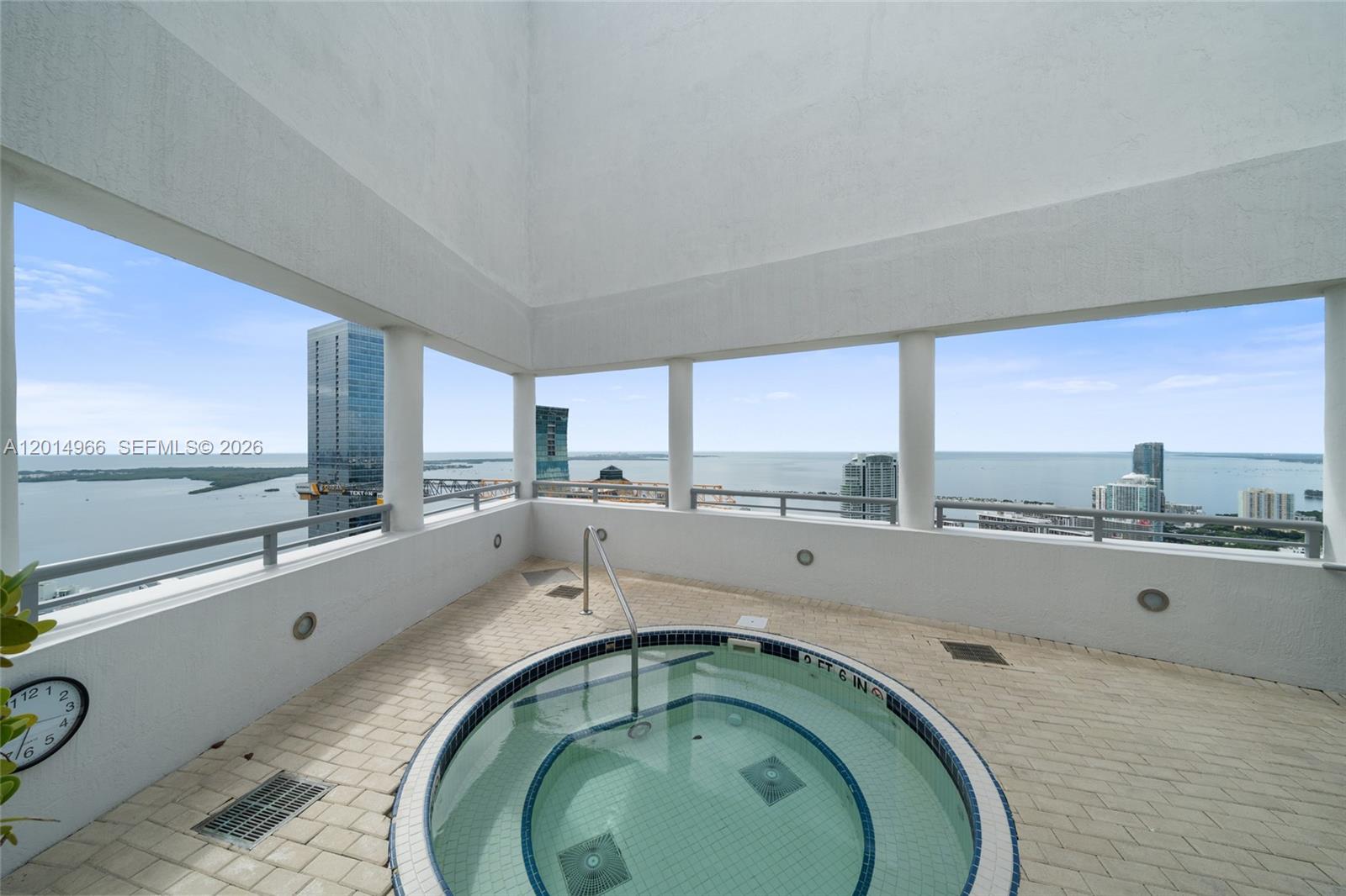 image Infinity at Brickell22