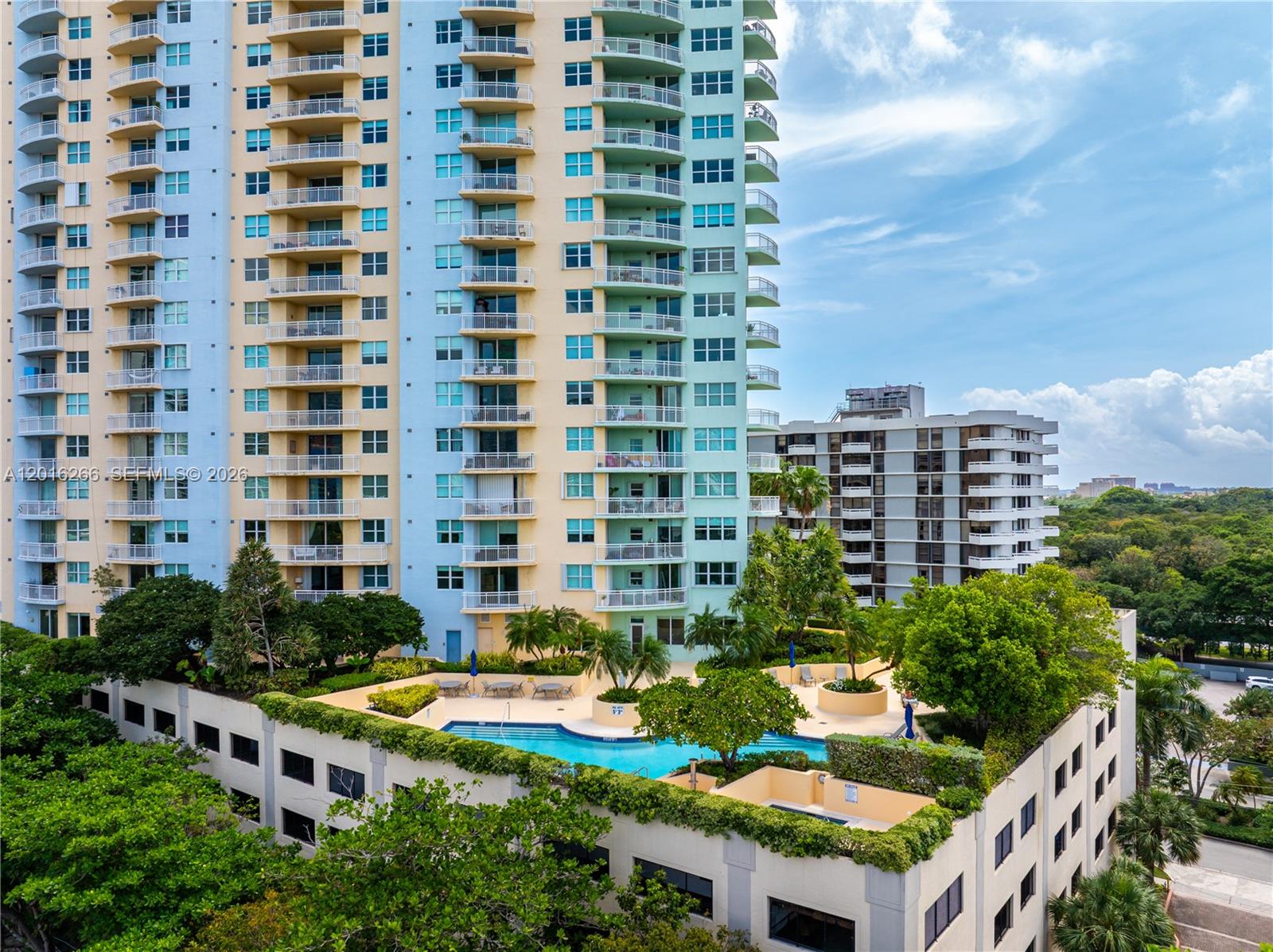 image The Metropolitan52