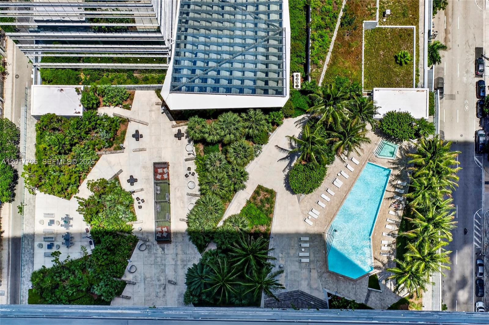 88 SW 7th St #4202 Miami, FL 33130