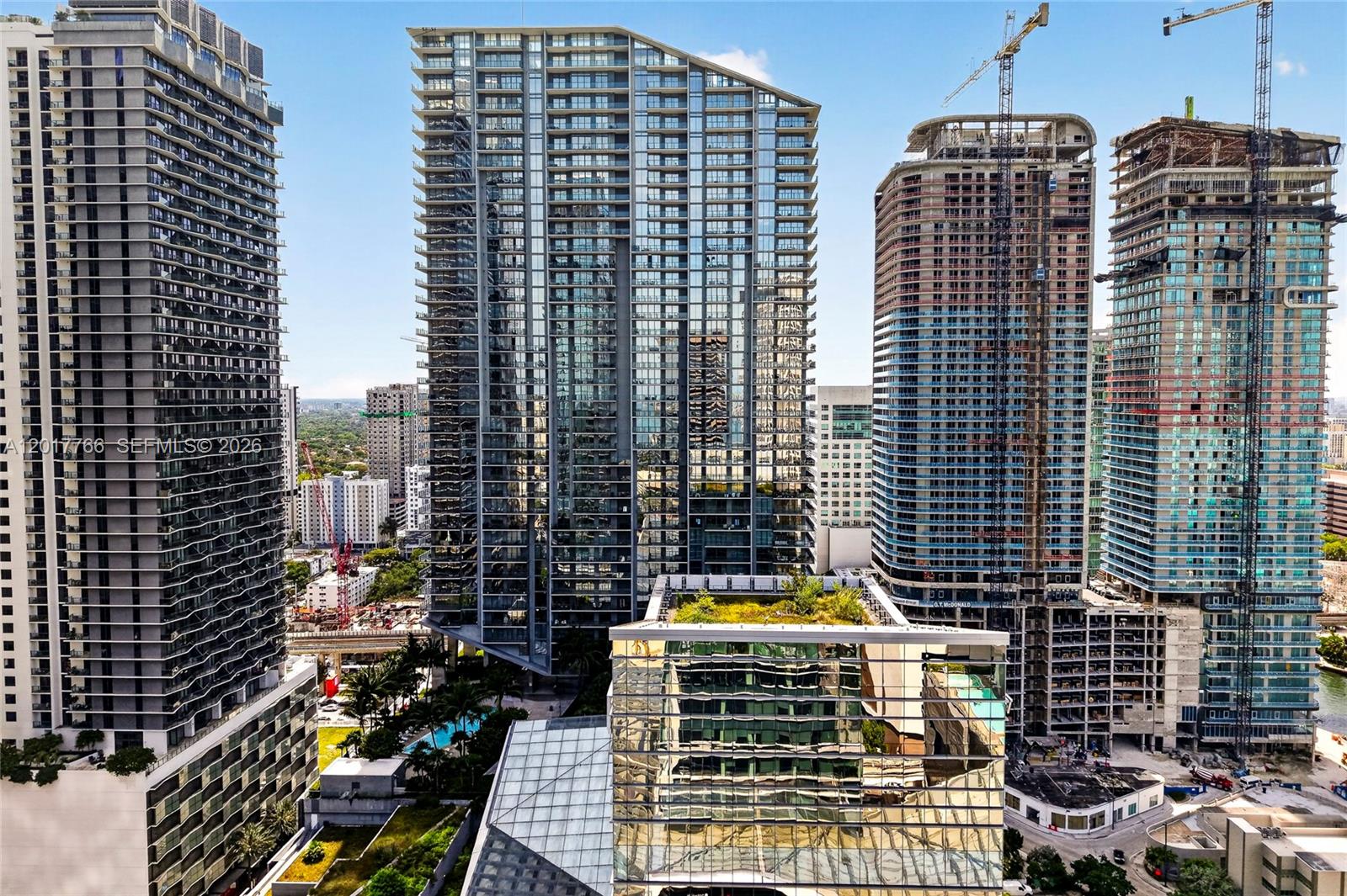 88 SW 7th St #4202 Miami, FL 33130