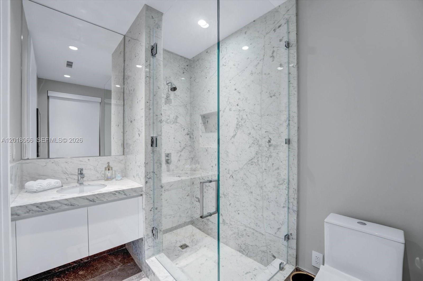 17901 Collins Ave #2704 Sunny Isles Beach, FL 33160