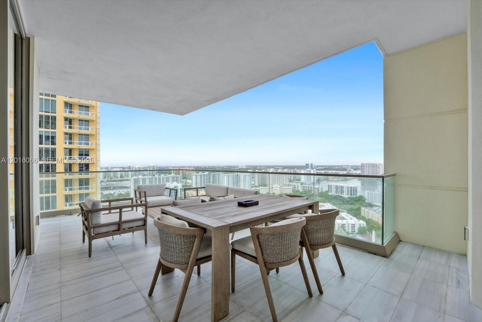 17901 Collins Ave #2704 Sunny Isles Beach, FL 33160