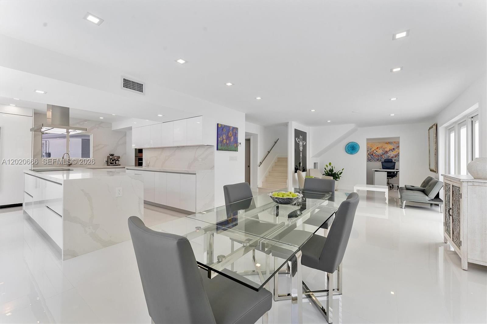 1903 Bay Dr Pompano Beach, FL 33062