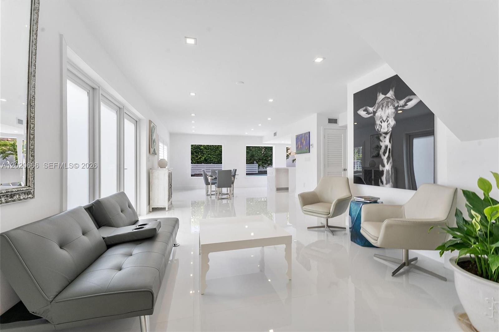 1903 Bay Dr Pompano Beach, FL 33062