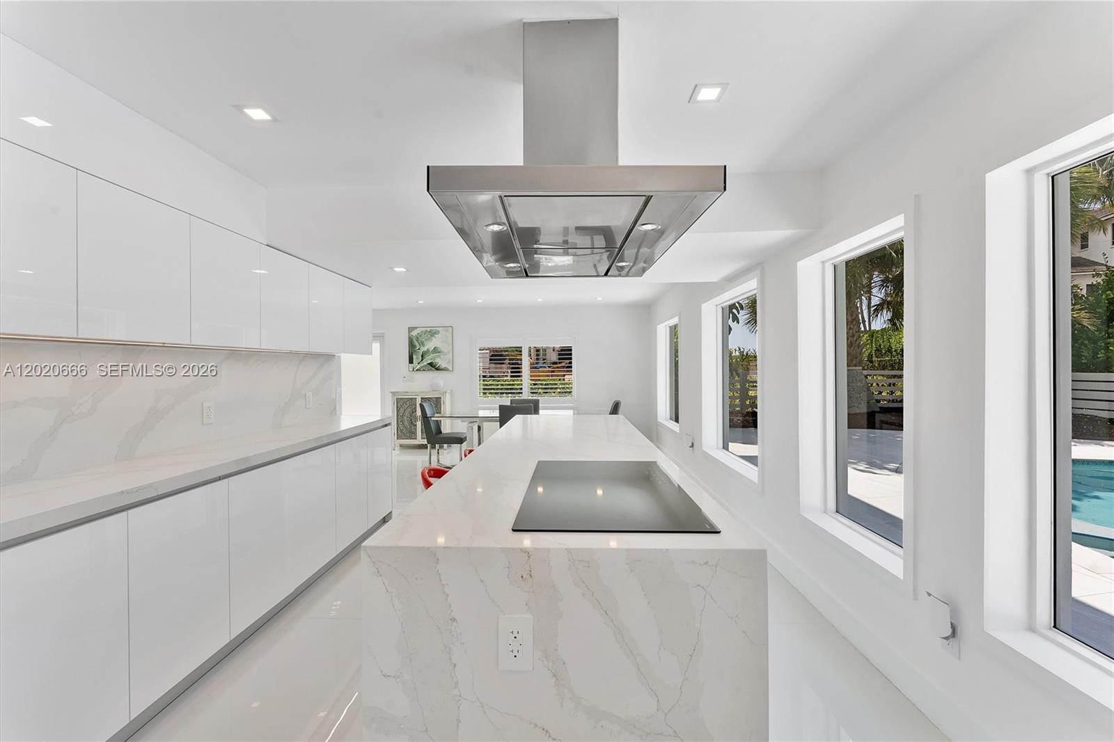 1903 Bay Dr Pompano Beach, FL 33062