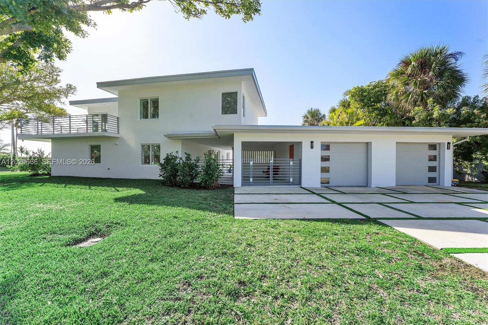 1903 Bay Dr Pompano Beach, FL 33062