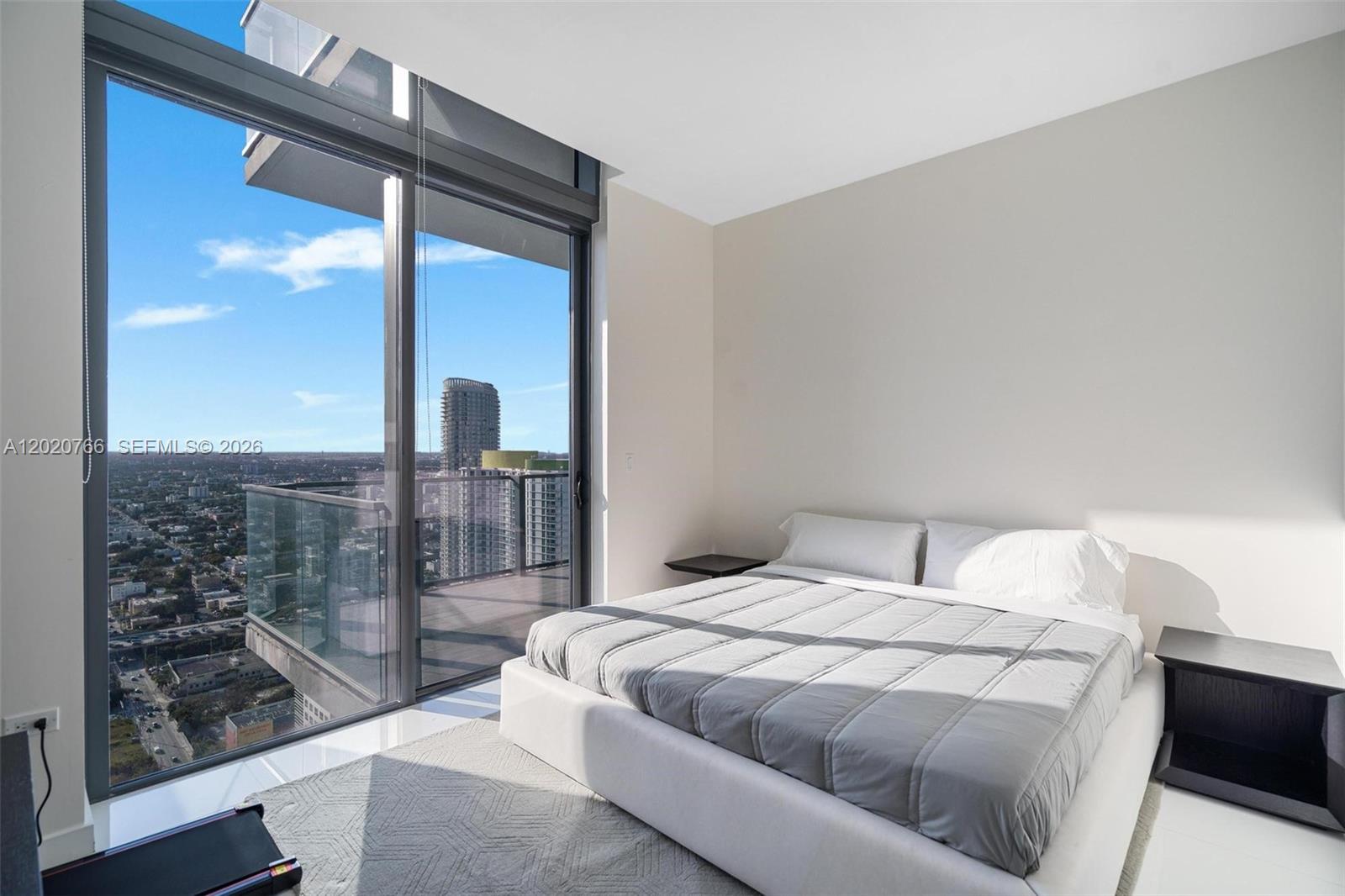 88 SW 7th St #4203 Miami, FL 33130