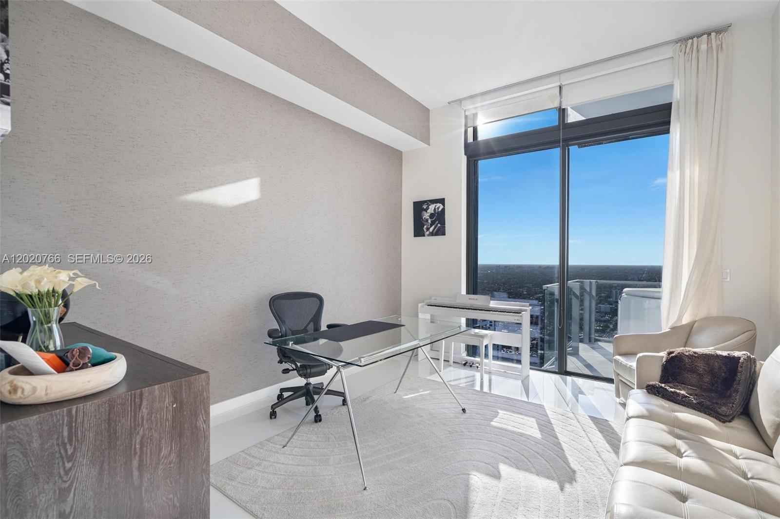 88 SW 7th St #4203 Miami, FL 33130