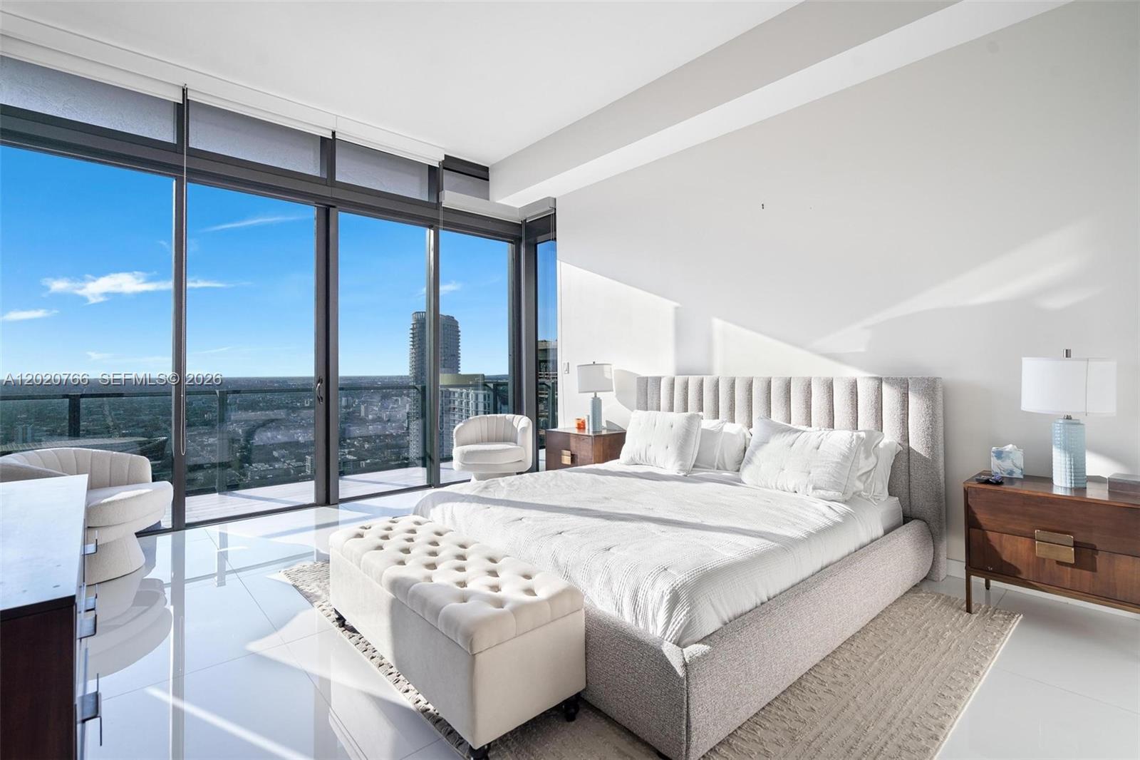 88 SW 7th St #4203 Miami, FL 33130