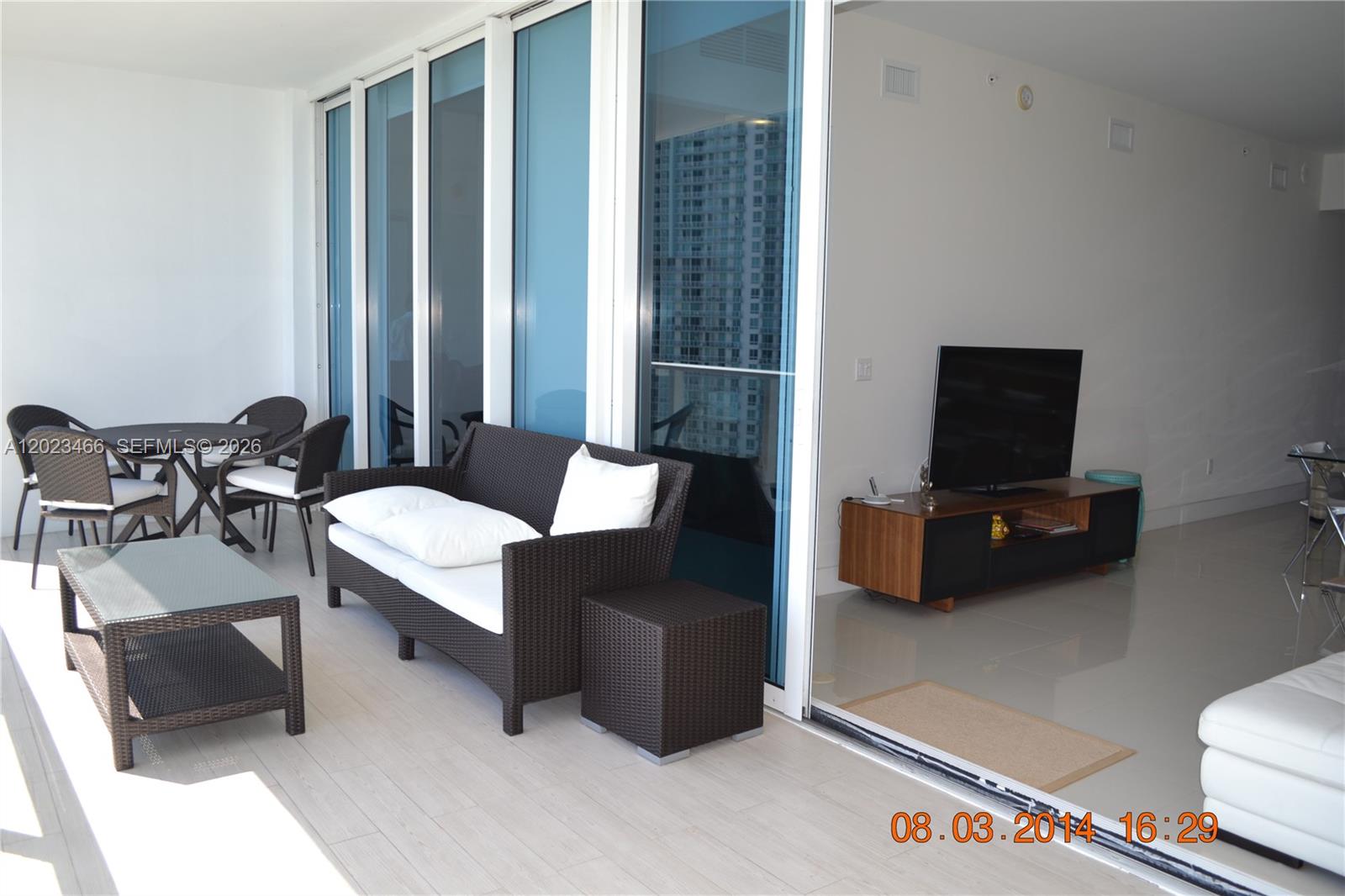 image Paramount Bay12