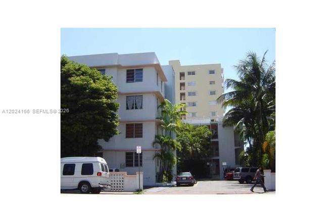 1751 Washington Ave #1H