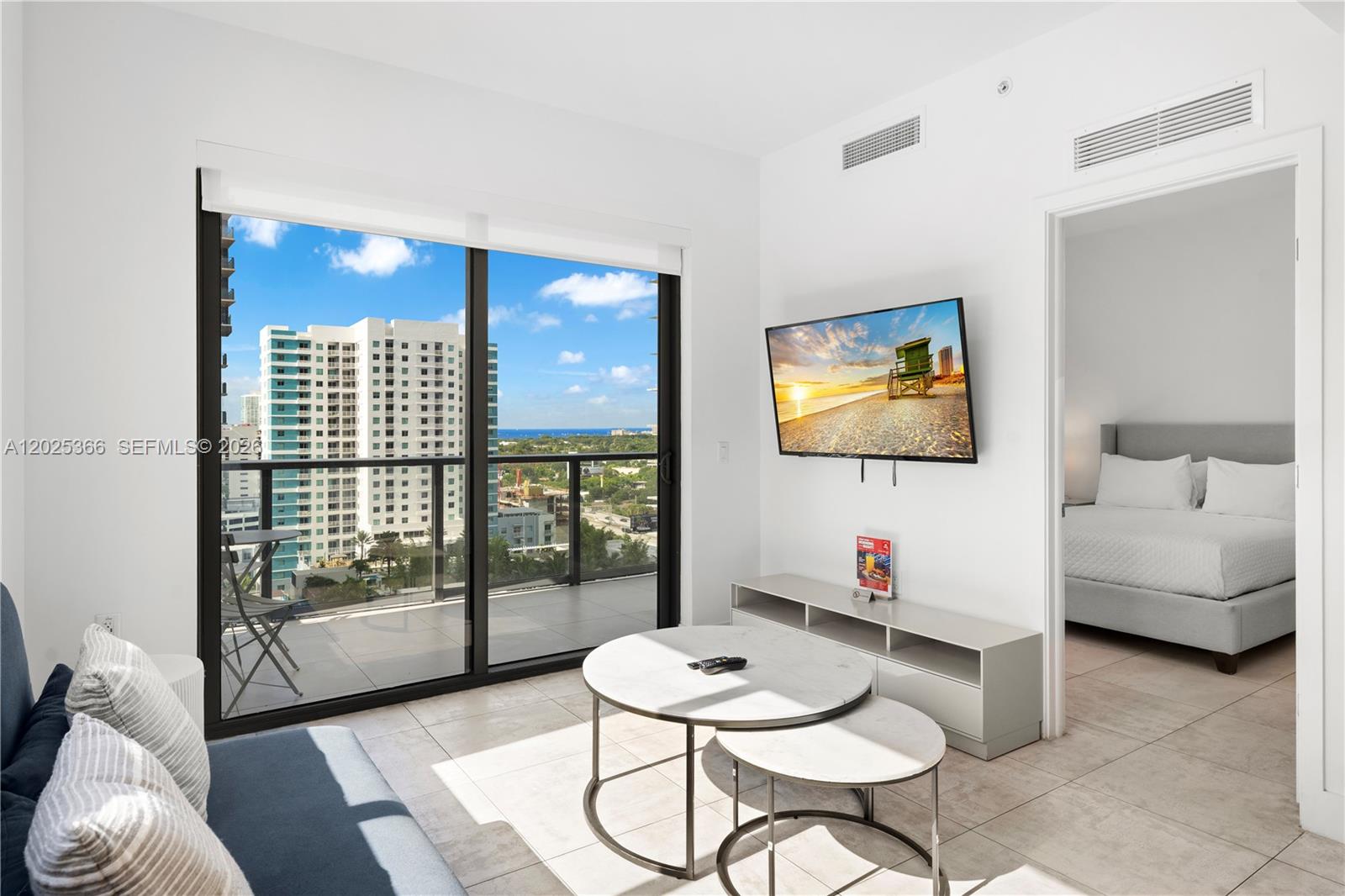 image Smart Brickell I0