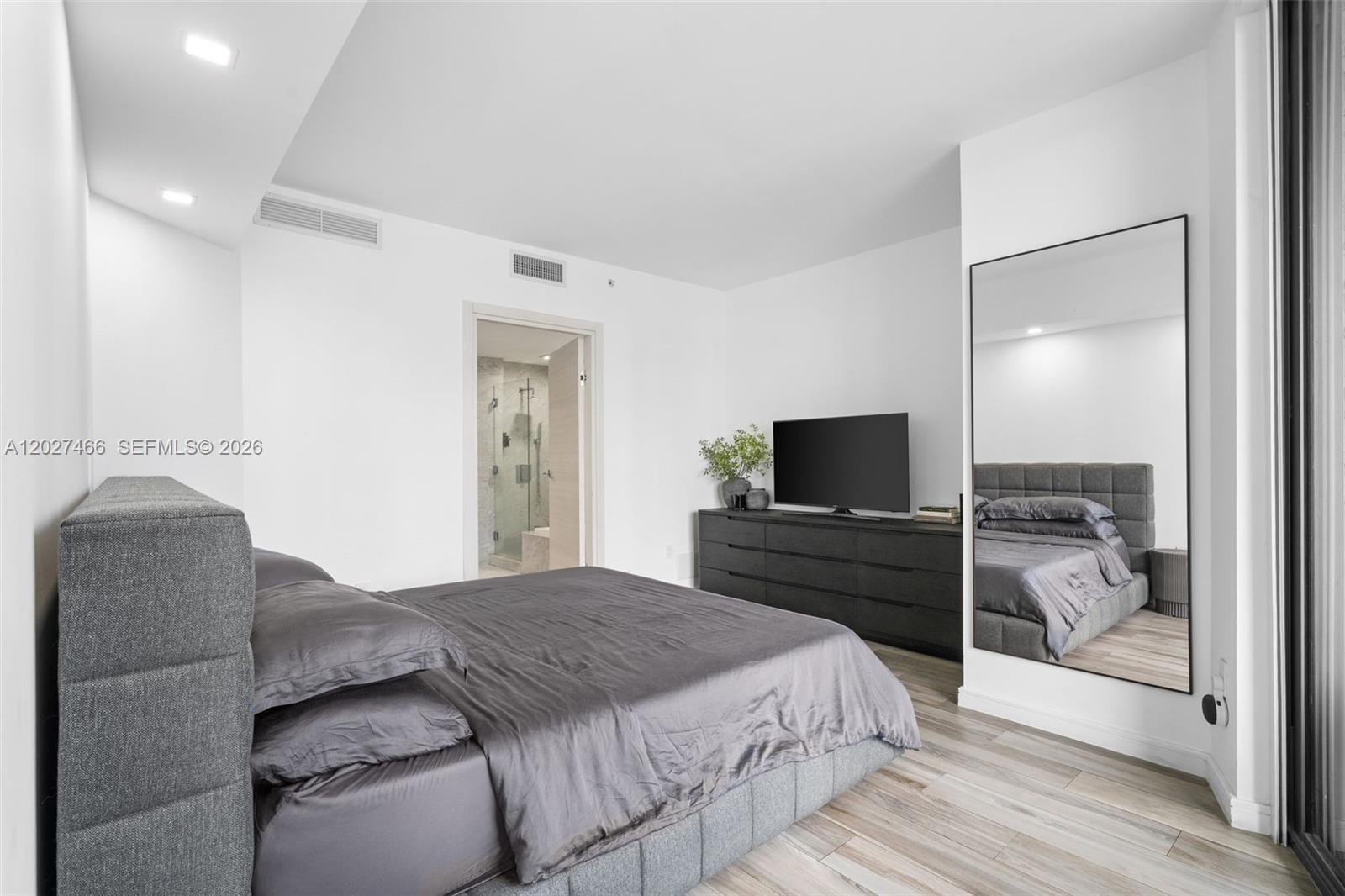 801 S Miami Ave #2901 Miami, FL 33130