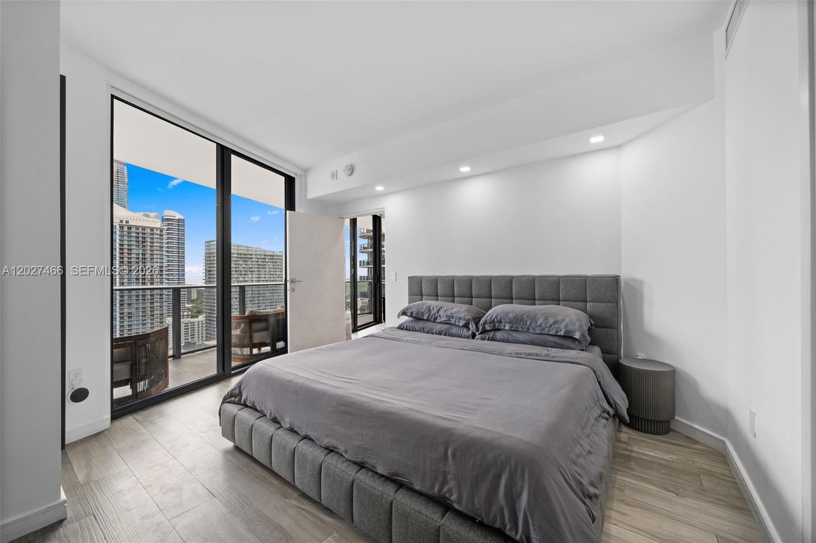 801 S Miami Ave #2901 Miami, FL 33130