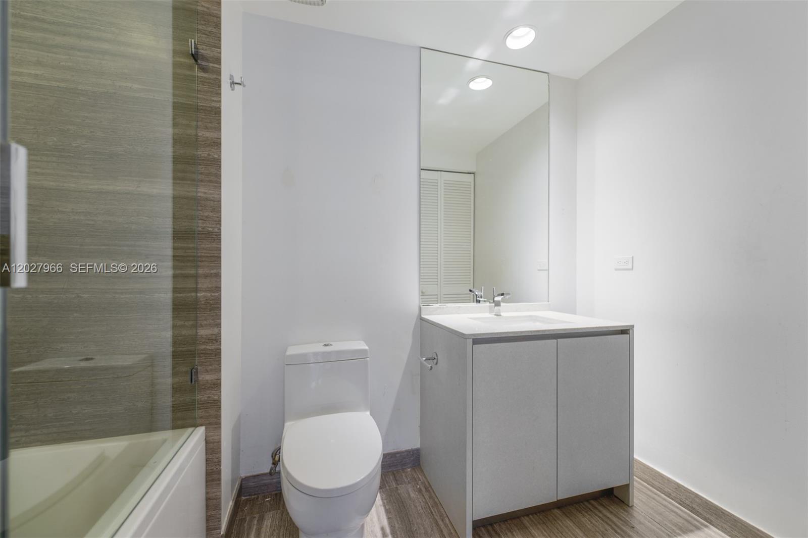 image 1010 Brickell11