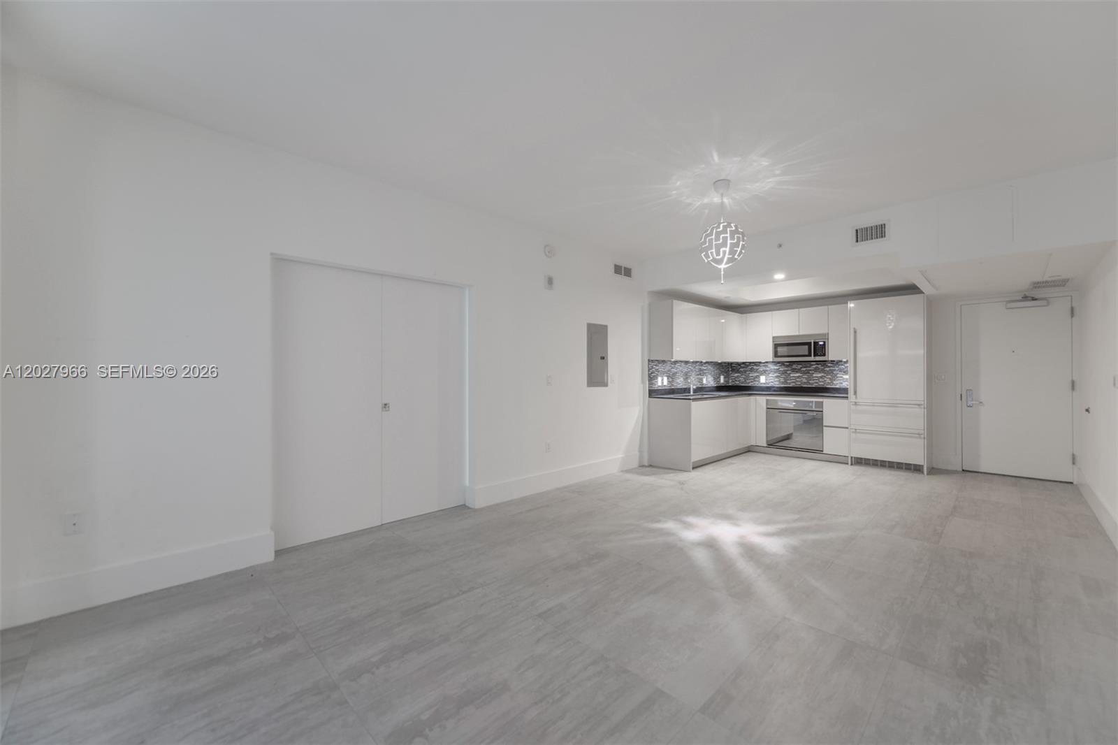 image 1010 Brickell15
