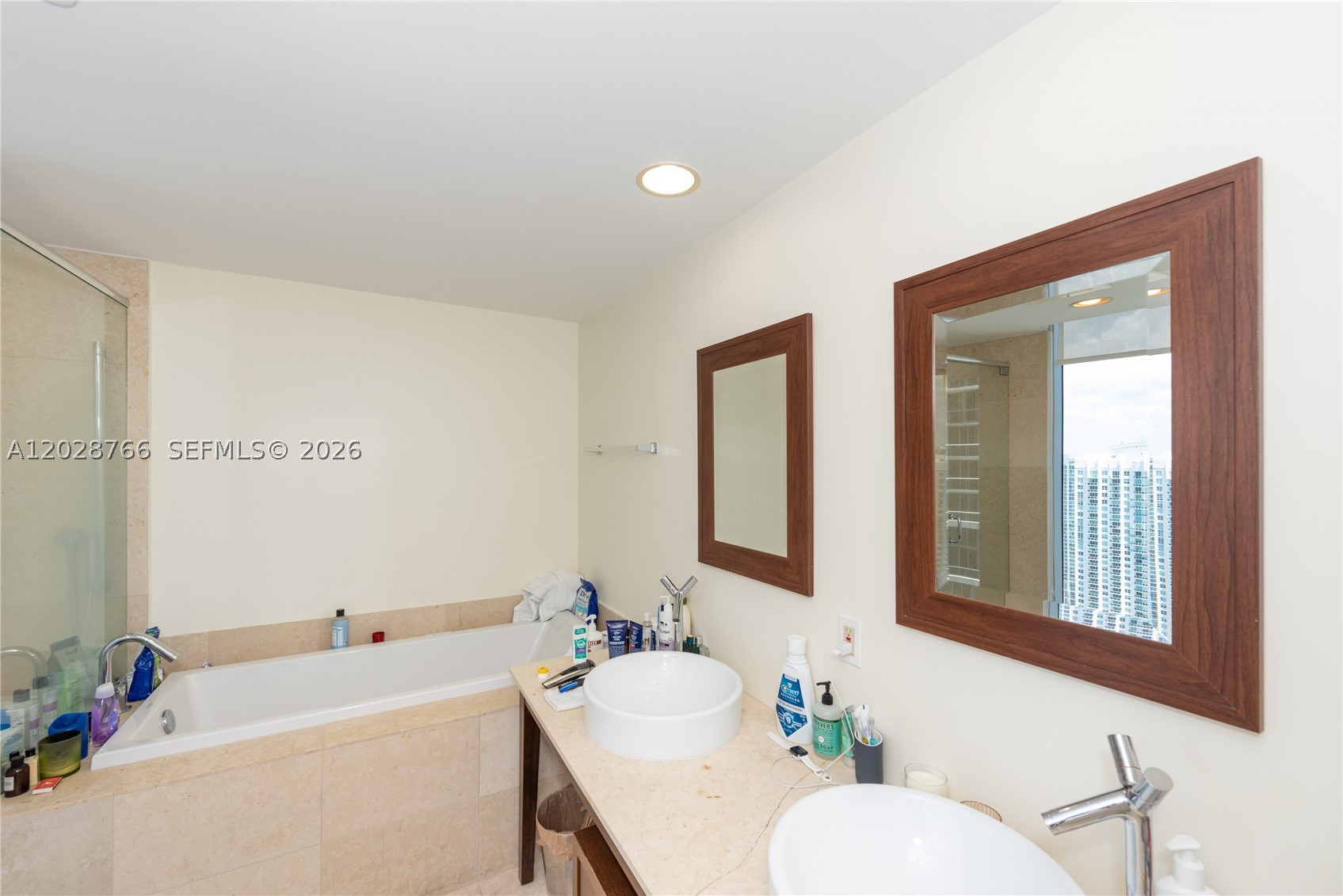 image Icon Brickell I13