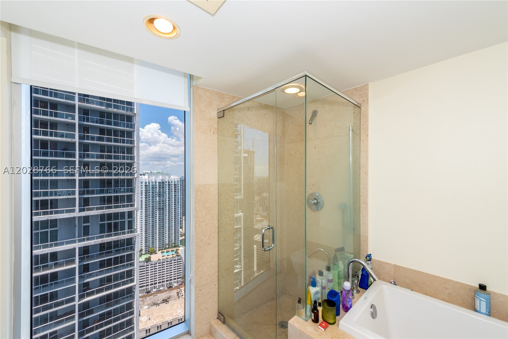 image Icon Brickell I14