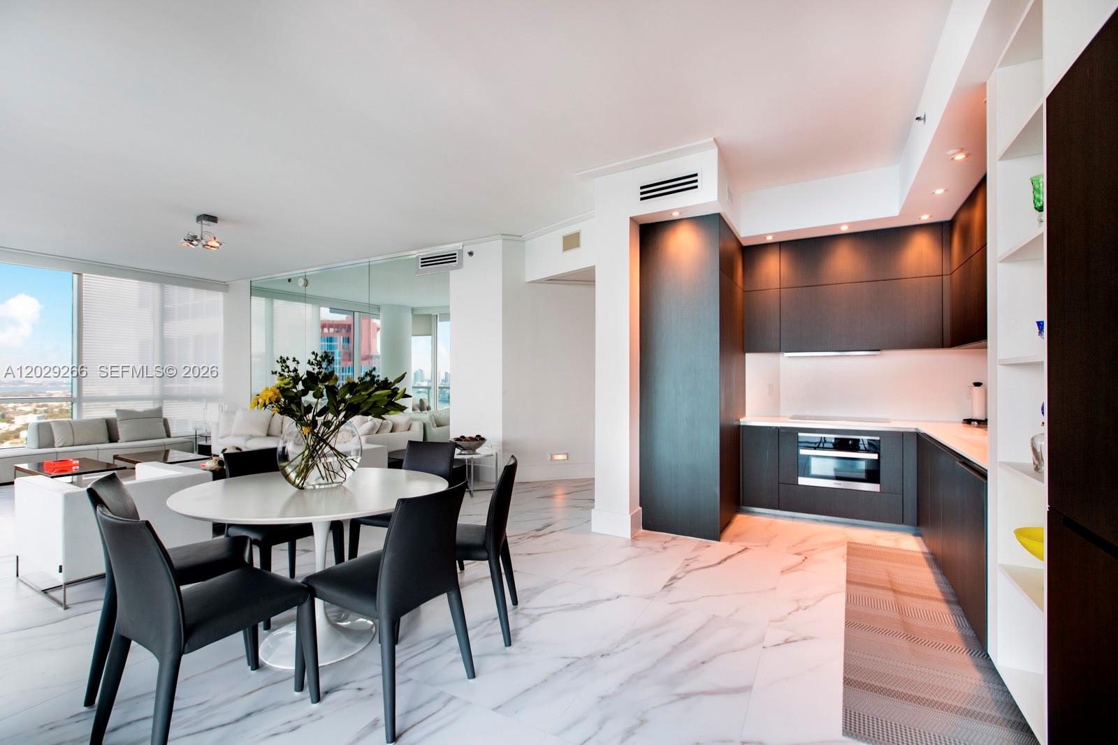 100 S Pointe Dr #3701 Miami Beach, FL 33139