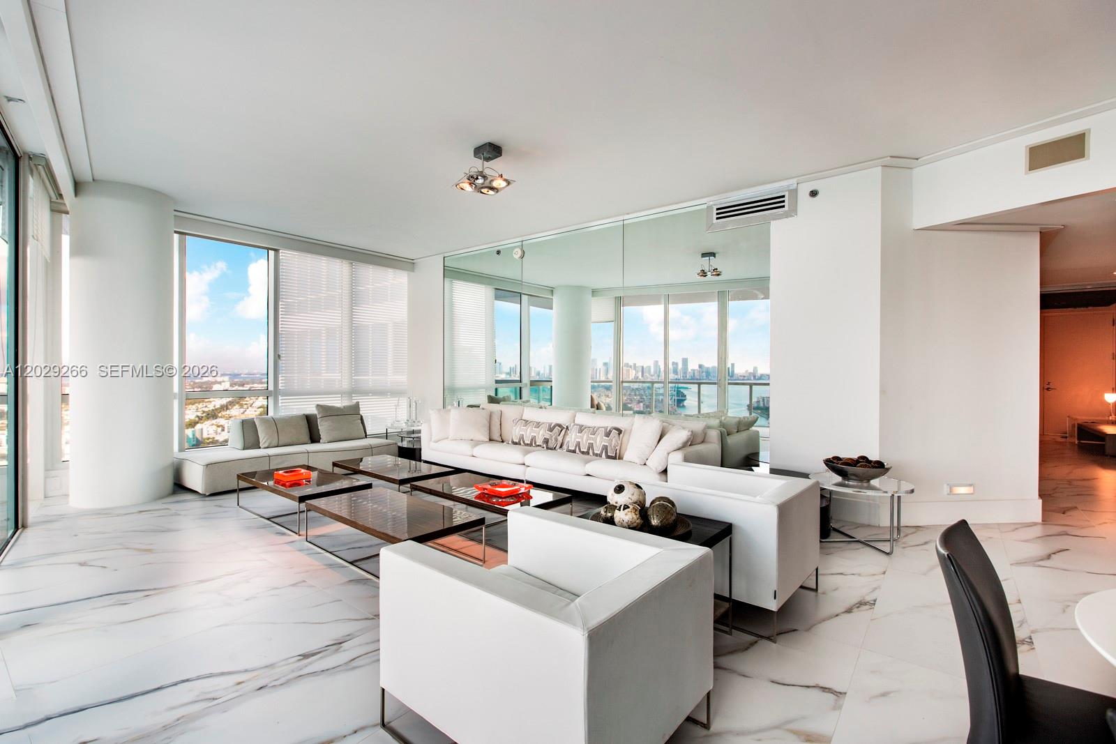 100 S Pointe Dr #3701 Miami Beach, FL 33139