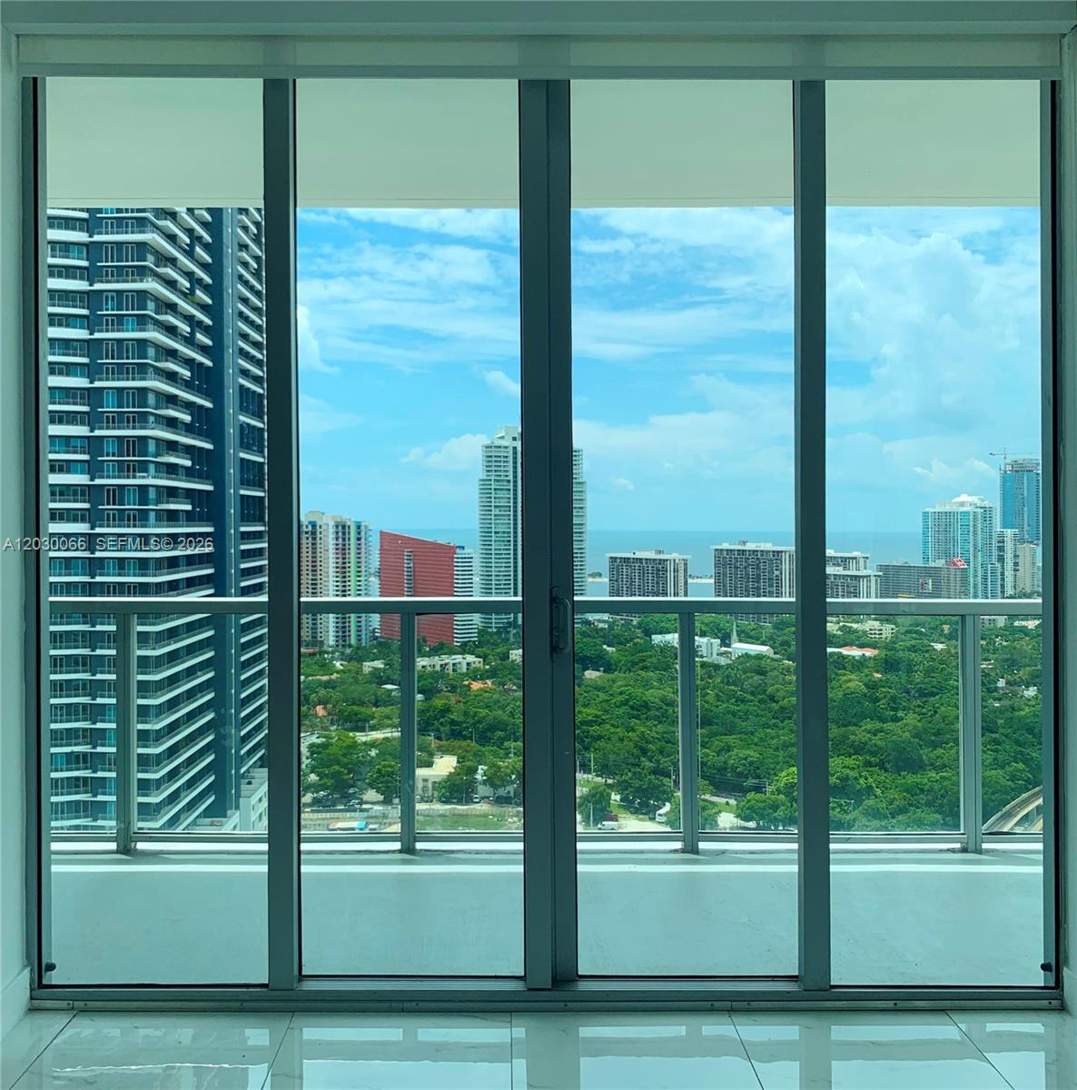 image Axis on Brickell South13
