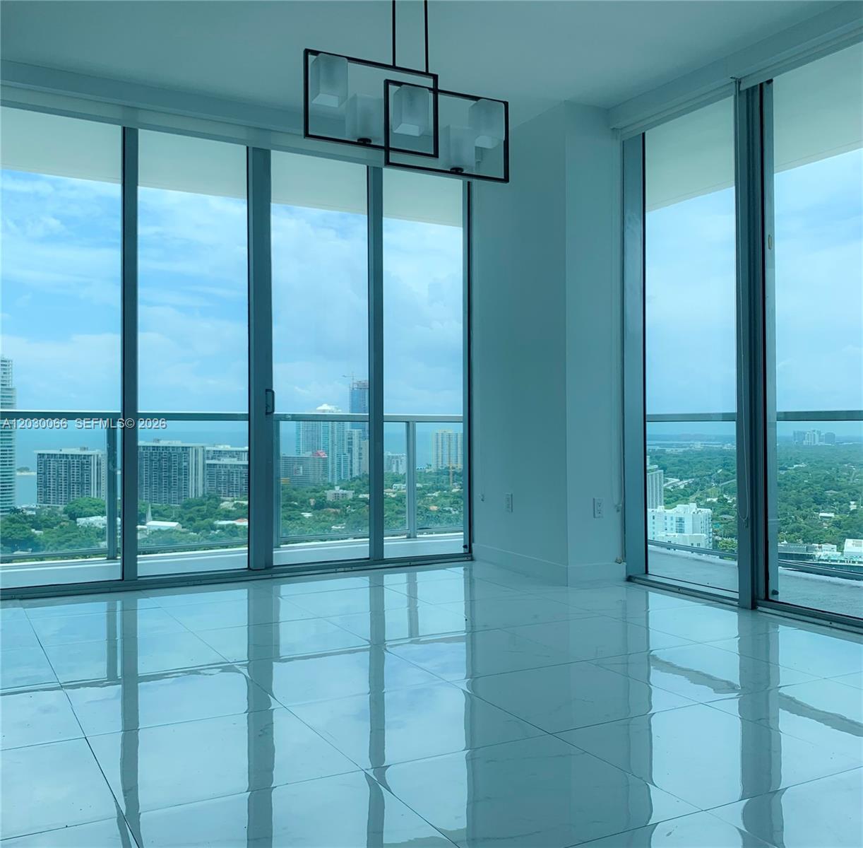 image Axis on Brickell South4