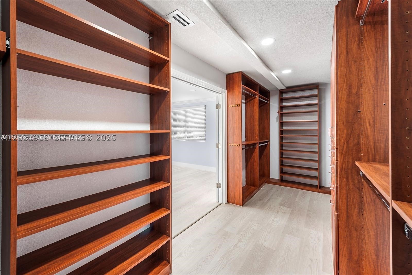 2445 SE 8th St Pompano Beach, FL 33062