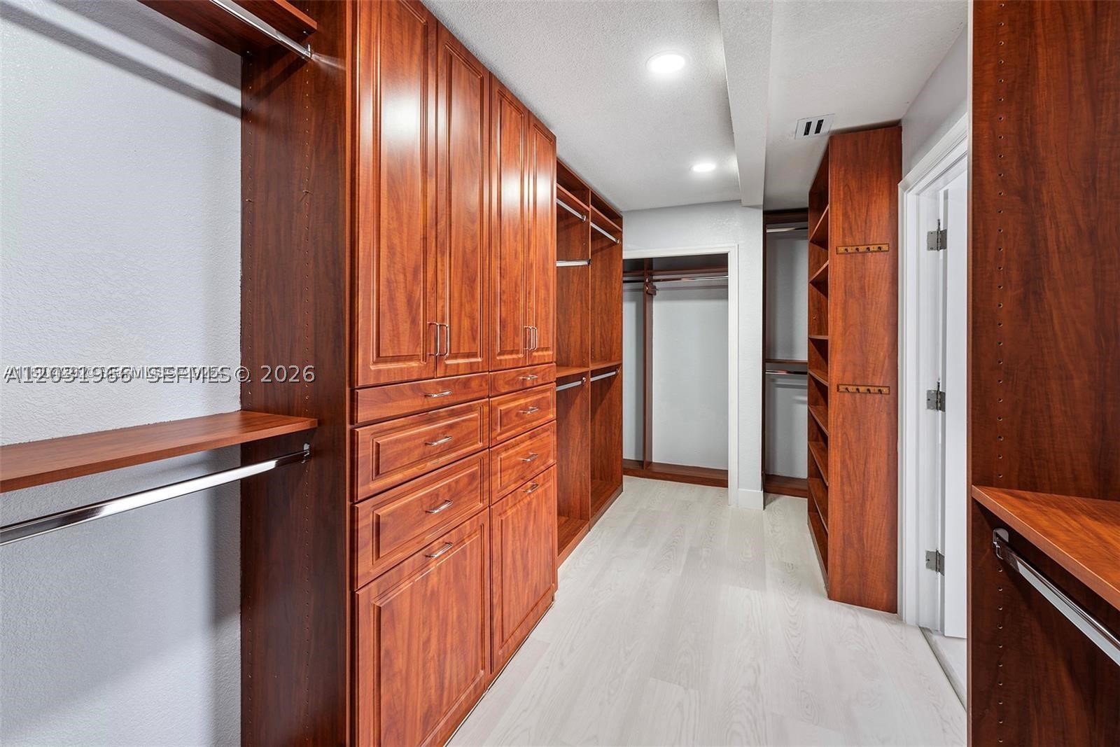 2445 SE 8th St Pompano Beach, FL 33062