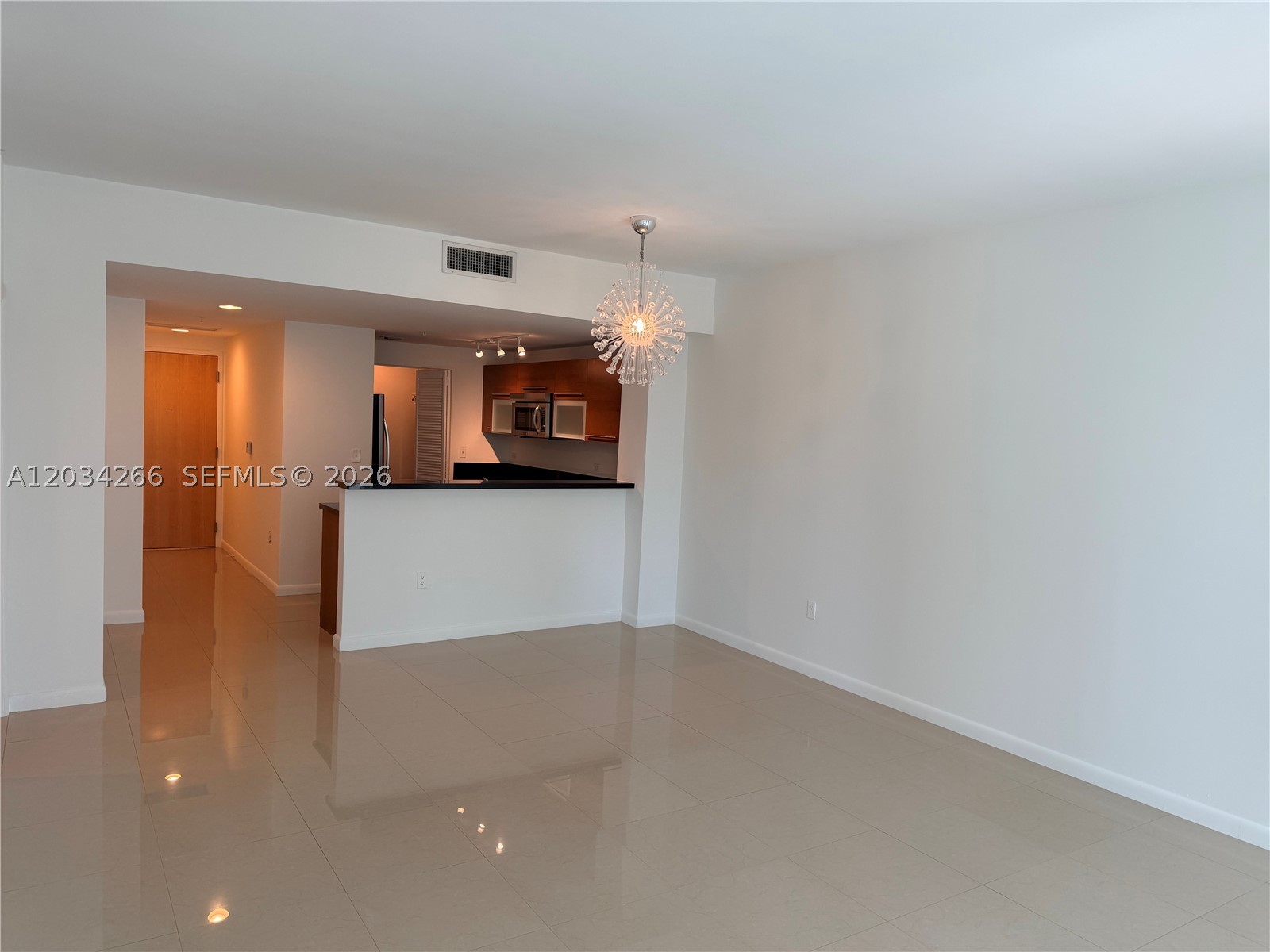 image Vizcayne South4