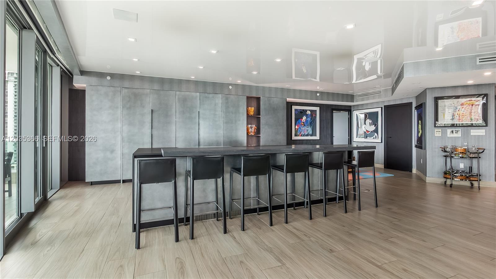 19955 NE 38th #1205 Aventura, FL 33180