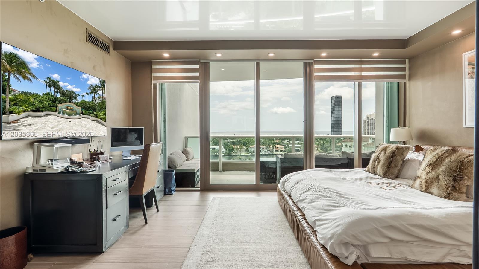 19955 NE 38th #1205 Aventura, FL 33180