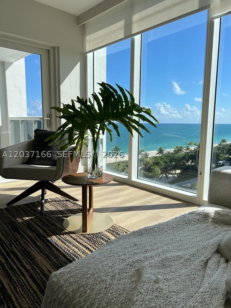 10275 Collins Ave #915 Bal Harbour, FL 33154