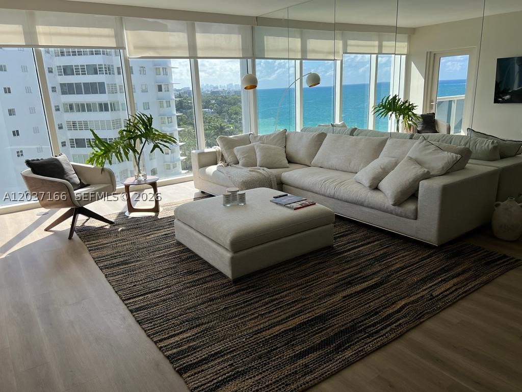 10275 Collins Ave #915 Bal Harbour, FL 33154