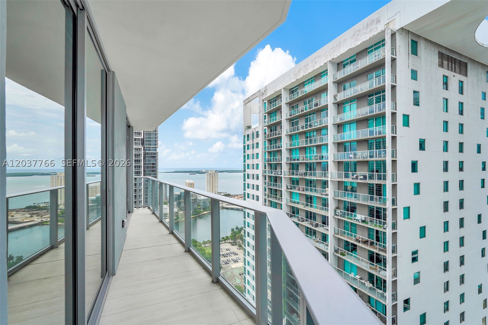 77 Se 5th St #3714 Miami, FL 33131