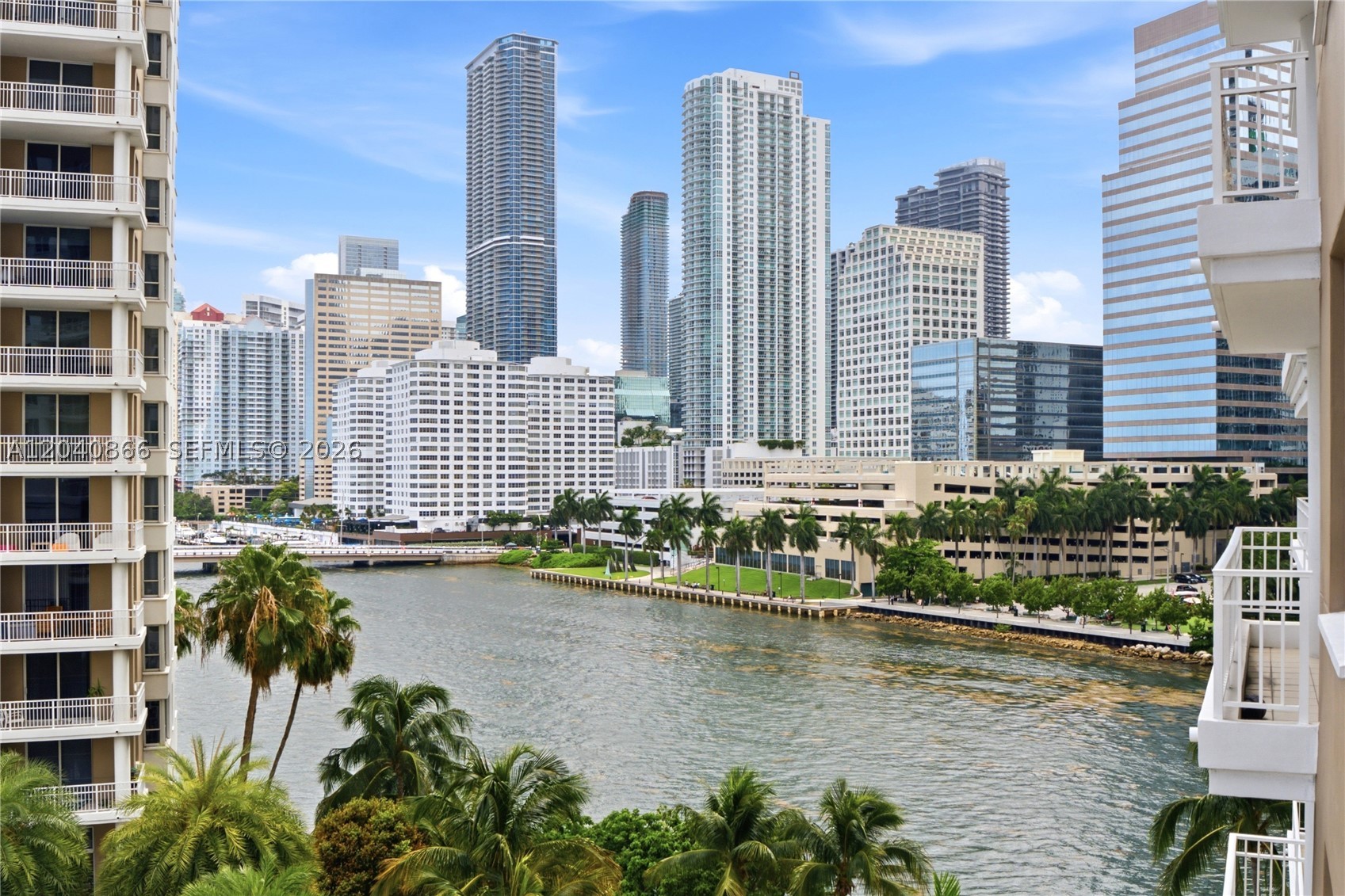 image Courts Brickell Key3