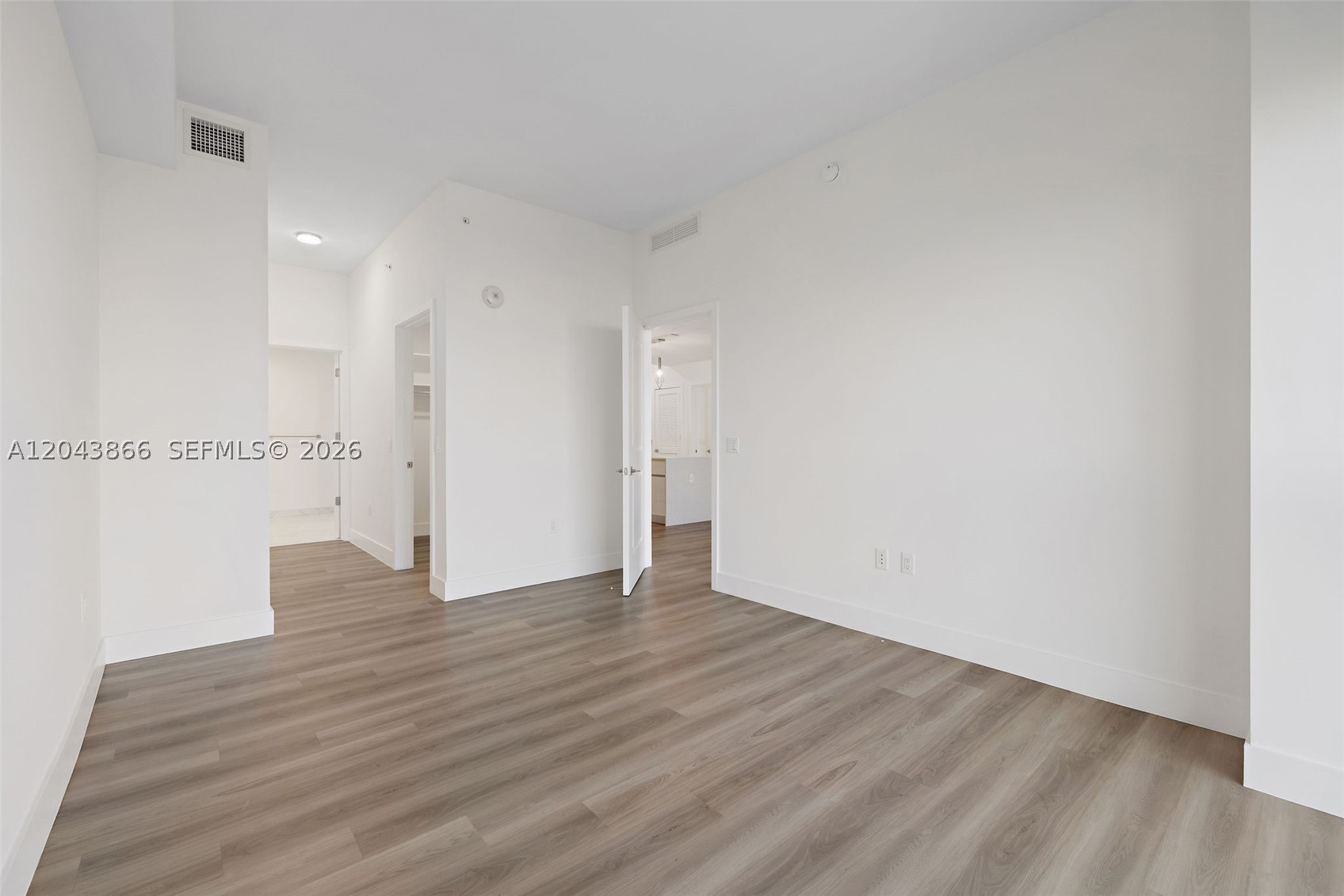 101 Diplomat Pkwy #2304 Hallandale Beach, FL 33009