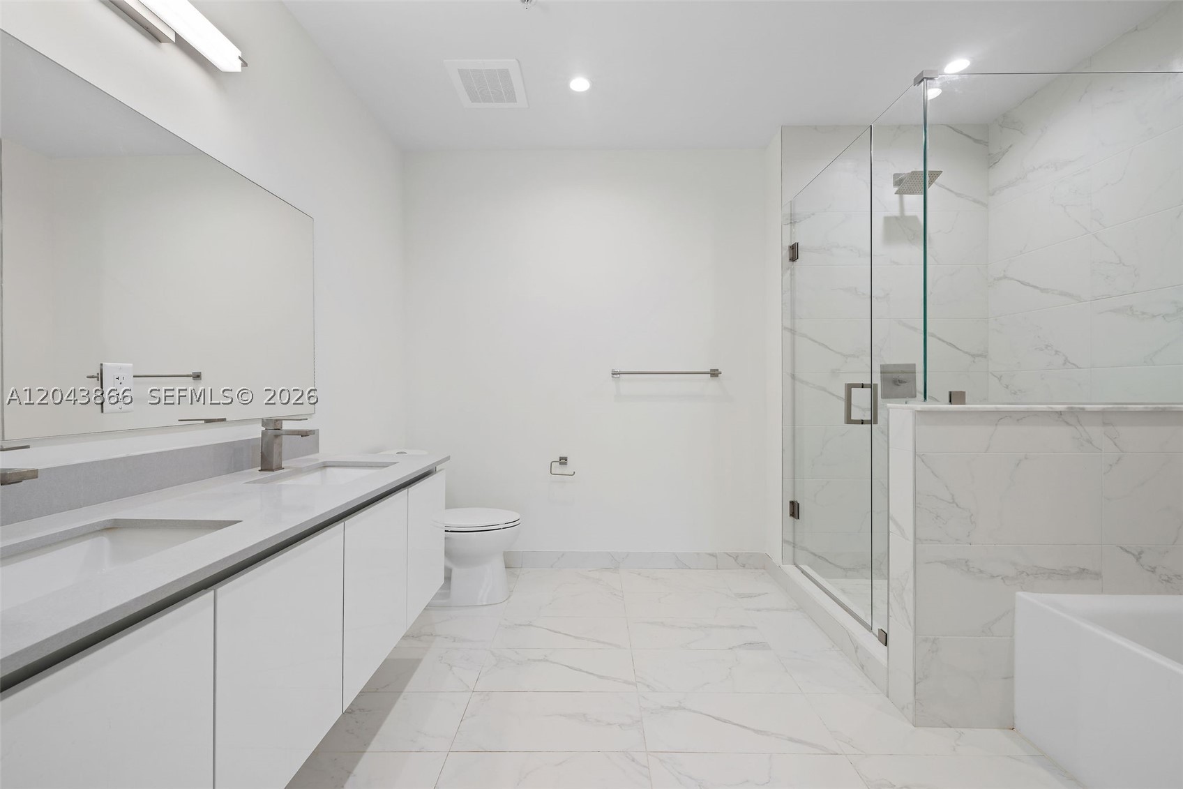 101 Diplomat Pkwy #2304 Hallandale Beach, FL 33009