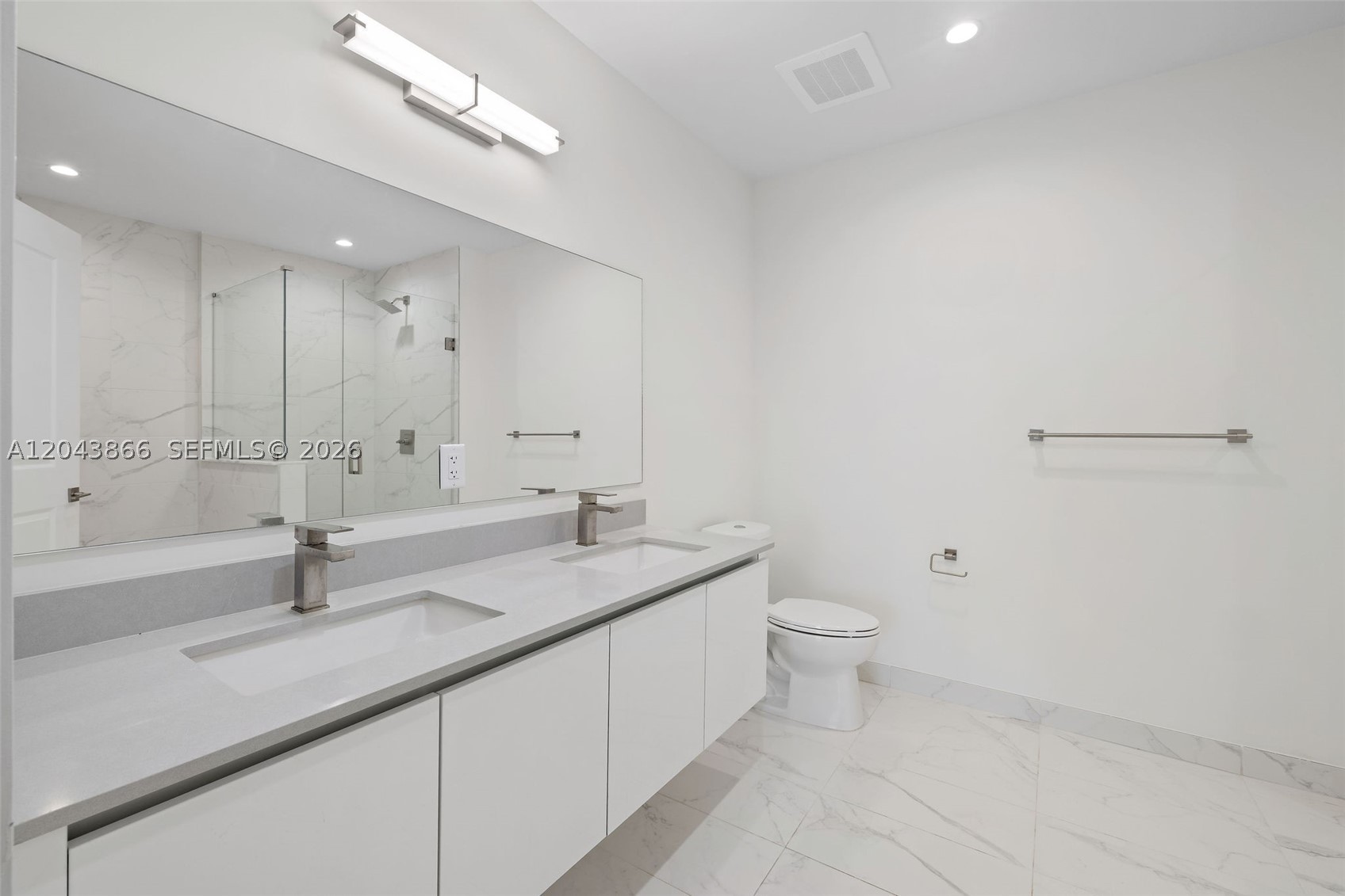 101 Diplomat Pkwy #2304 Hallandale Beach, FL 33009