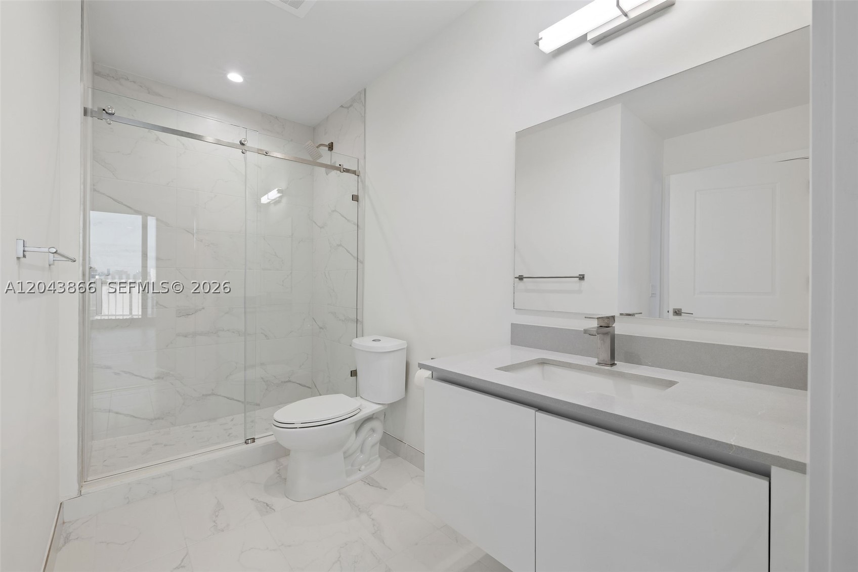 101 Diplomat Pkwy #2304 Hallandale Beach, FL 33009