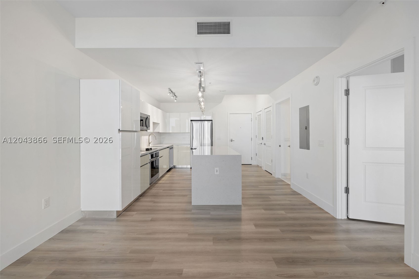 101 Diplomat Pkwy #2304 Hallandale Beach, FL 33009