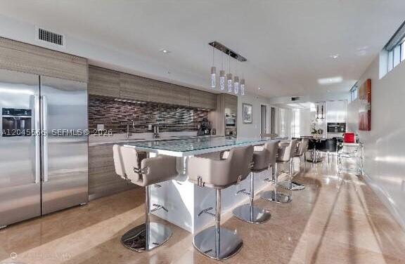 6620 Indian Crk Dr #508 Miami Beach, FL 33141