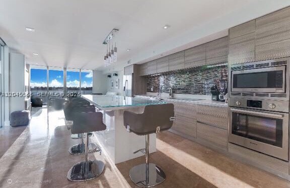 6620 Indian Crk Dr #508 Miami Beach, FL 33141