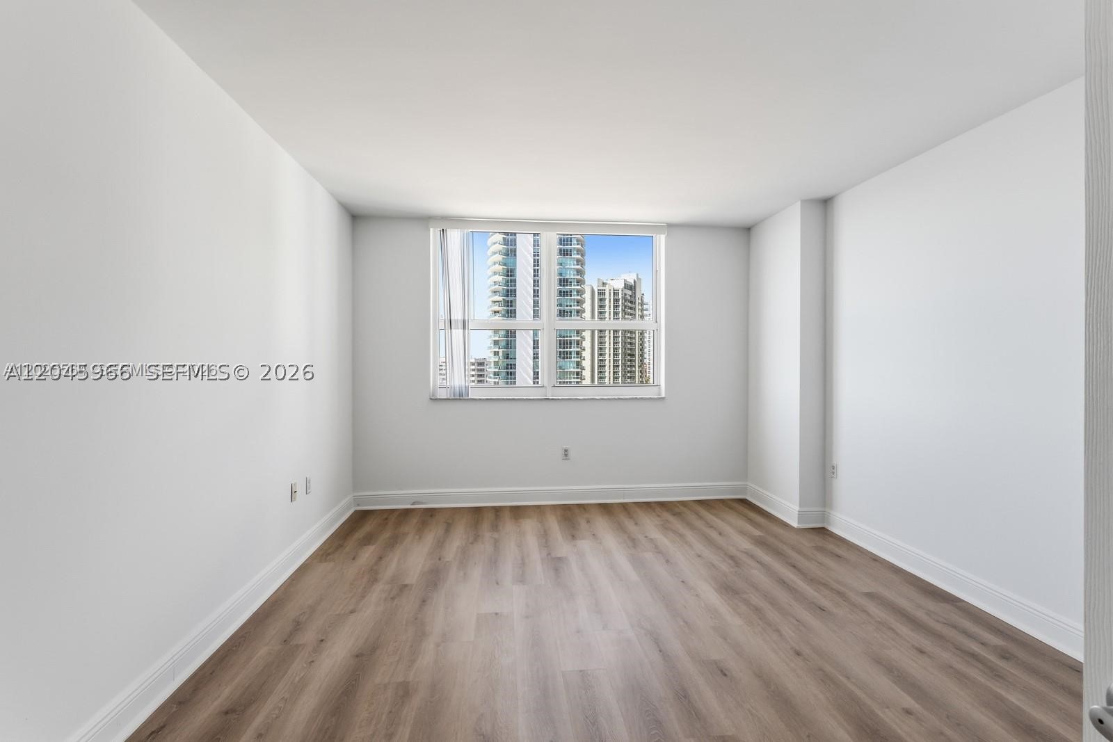 image The Mark on Brickell13