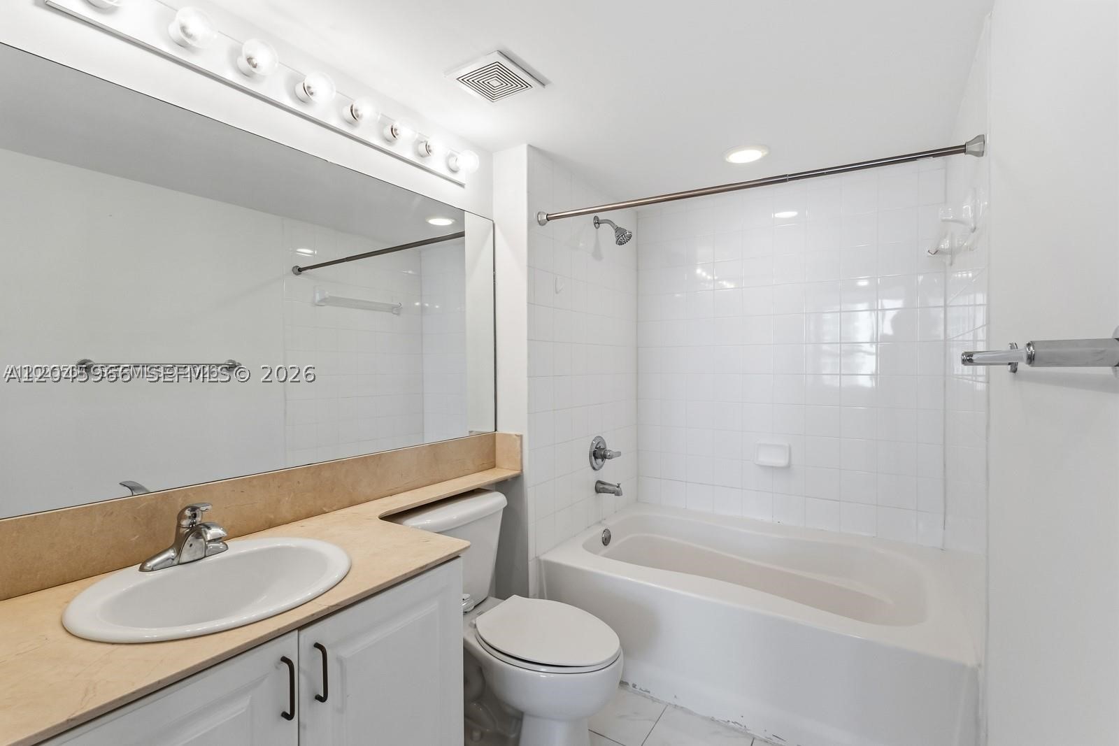 image The Mark on Brickell15