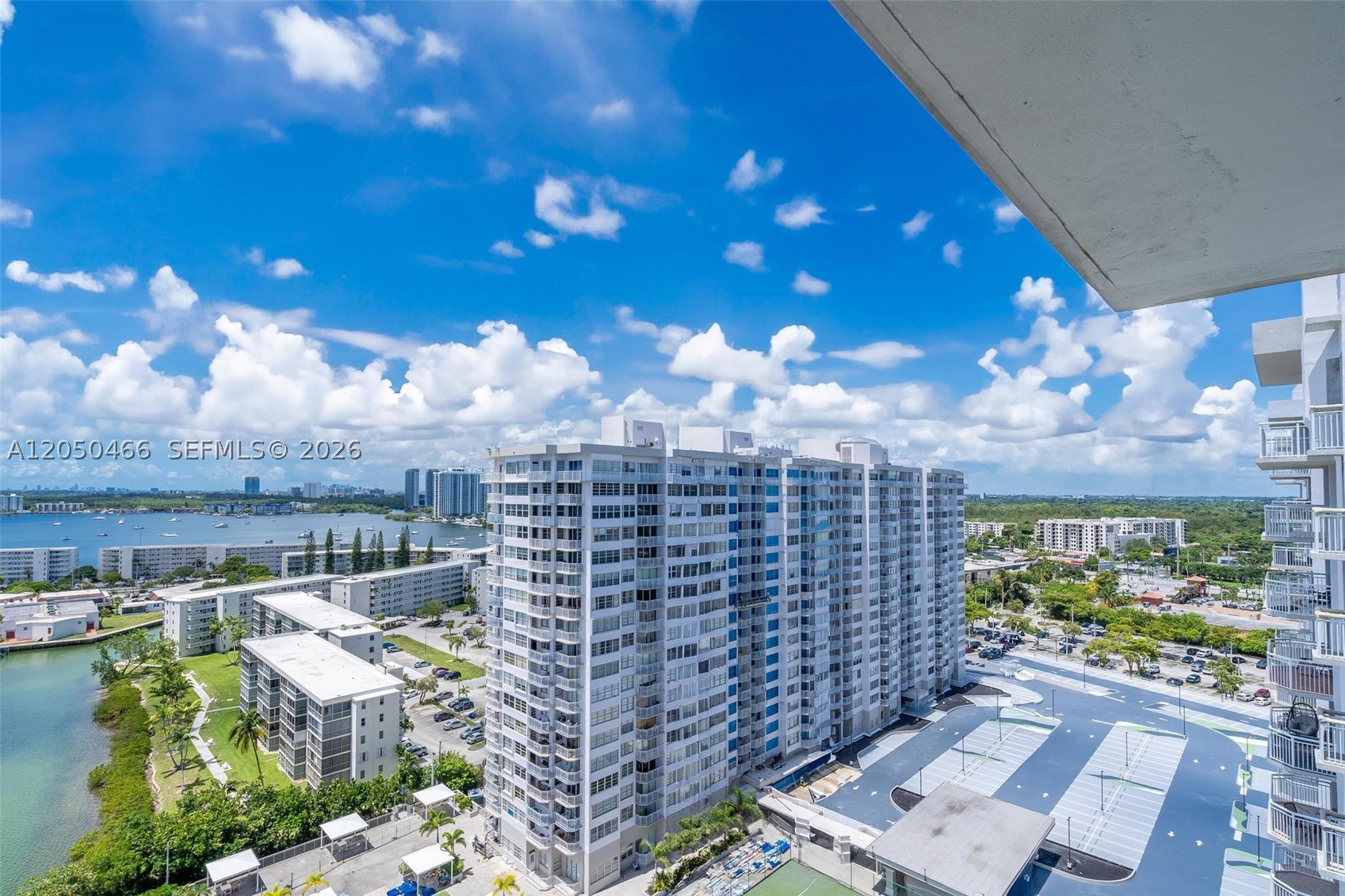 18081 Biscayne Blvd #1903