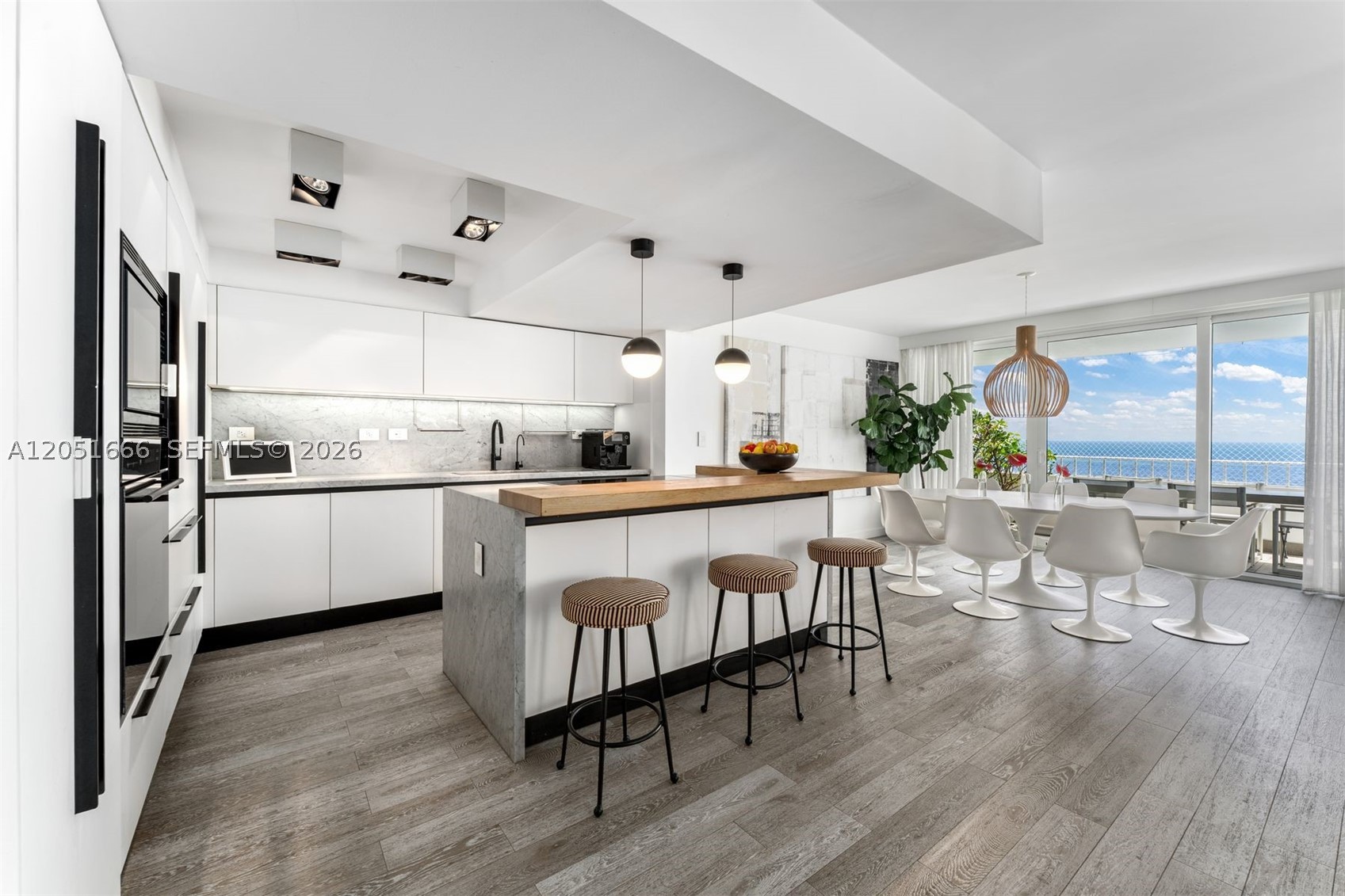 199 Ocean Ln Dr #801 Key Biscayne, FL 33149