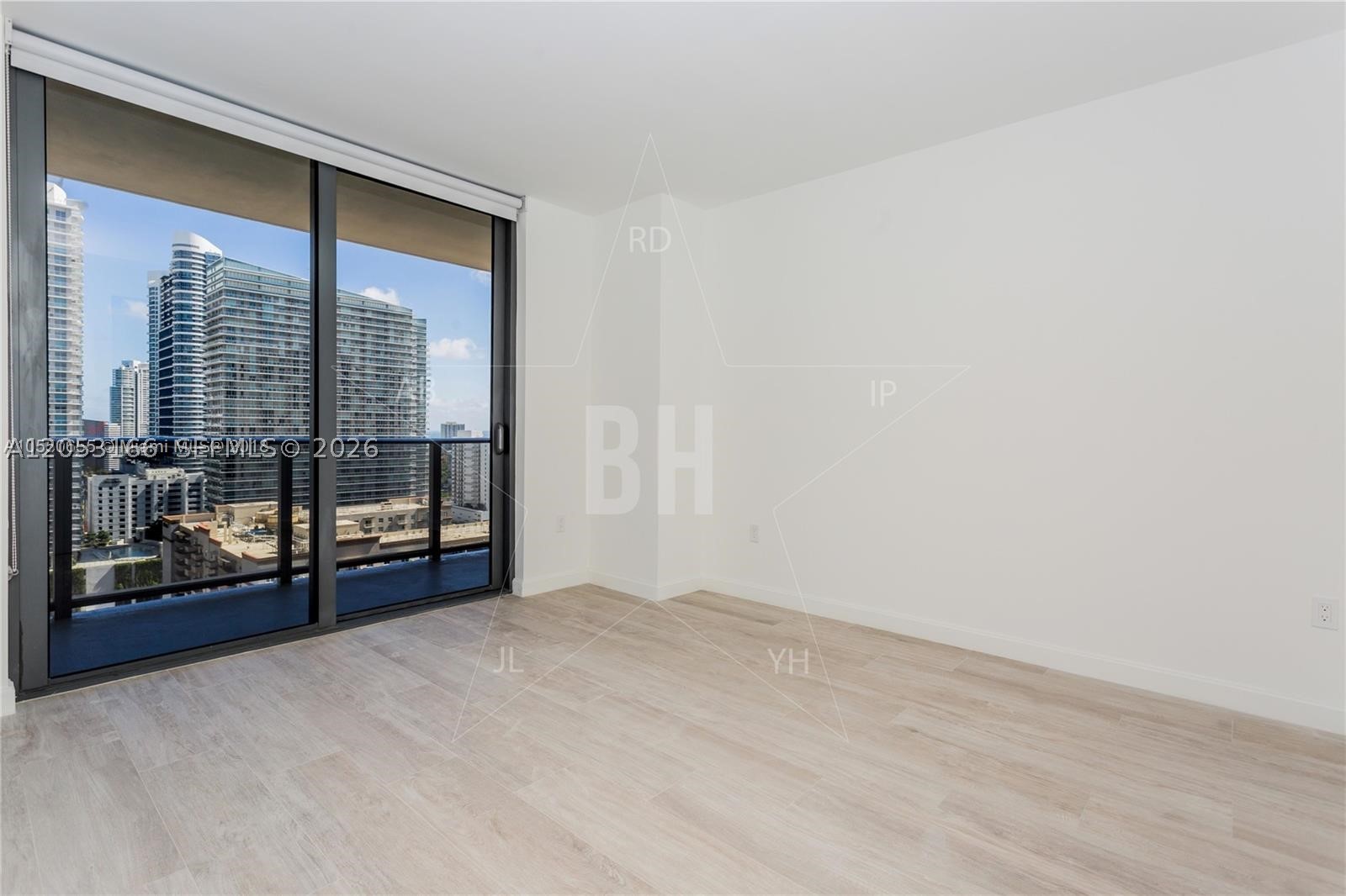 image Brickell Heights West1