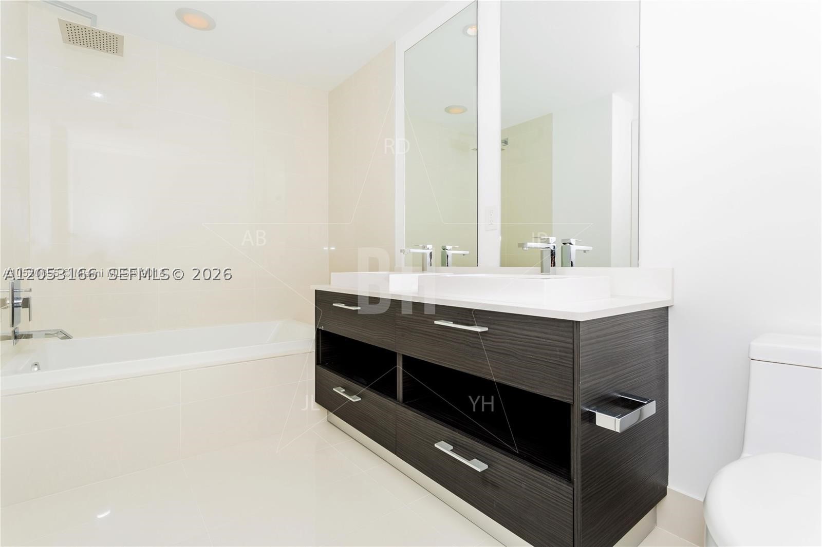 image Brickell Heights West2
