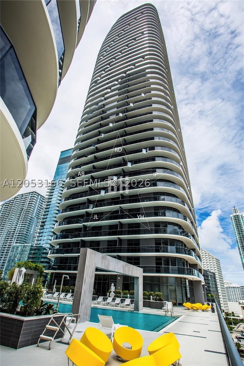 image Brickell Heights West5